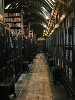 Carpe-Noctvm:  Been Reading Books From The Seventeenth Century At Chethams Library