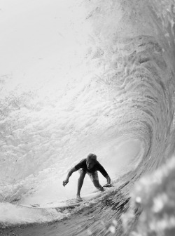 surfing-girls:  Surf Girl http://bit.ly/118E9M7