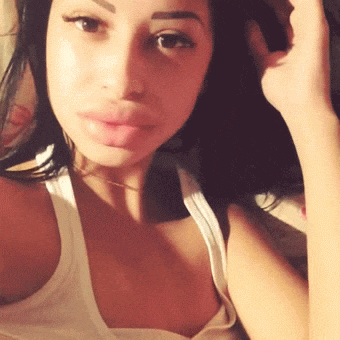 fakerbetterforever:Those lips!She was a goddess of lips