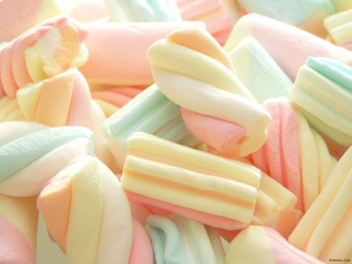 jadore-rachel:  Find the Beauty in the Dark - I will do 10 picture promos to the first 10 KAWAII… on We Heart It - http://weheartit.com/entry/33901772/via/raquel_filipa