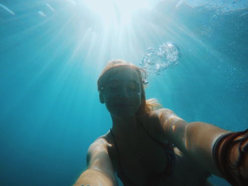 mooonkid: The water is even warmer than it is blue. Amalfi coast, Italy