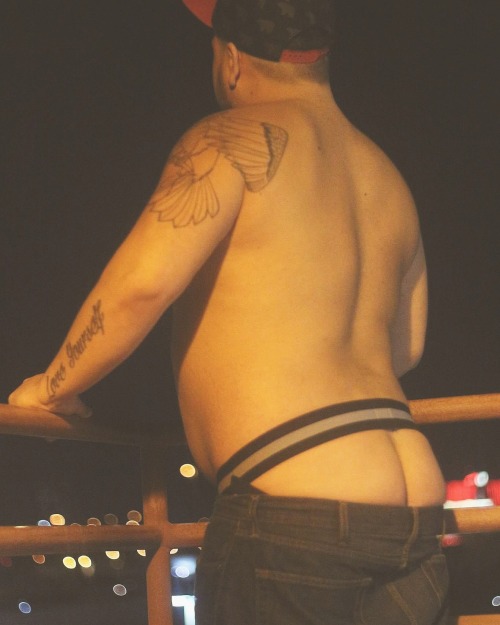 khieldavachubby: beefbearrito:Las Vegas Shoot Hmmmm hot
