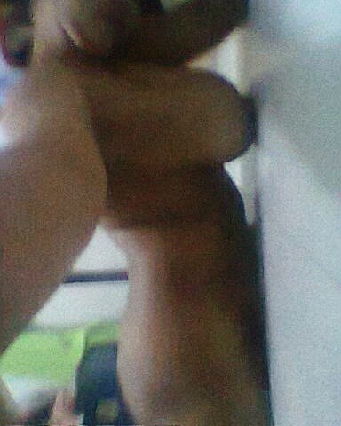 kcknk:  Pm we chat dia boss  Dat body