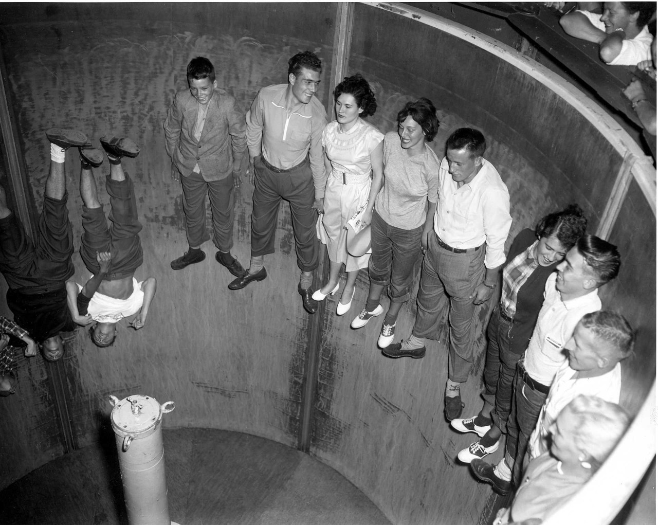 indypendent-thinking:  Rotor Ride, 1950s 