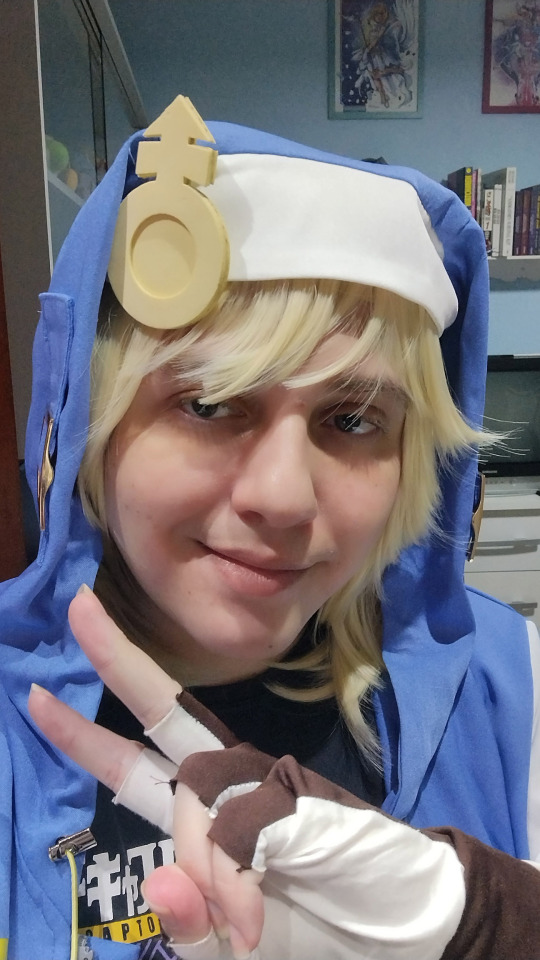 bridget cosplay is done technically, but I won't have proper pics until sunday. enjoy these wig tests in the meantime.


