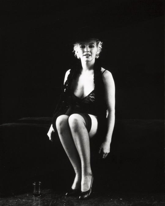 themarilynmonroefanatic:Marilyn Monroe photographed by Milton Greene (1956) The Black