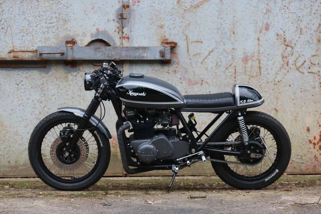 caferacerdesign:  Cafe Racer Design SourceKawasaki Z1000 @caferacerdesign