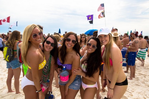 Cancun beach spring break girls