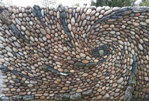 jedavu:Bricklayer Transforms Stone into Hypnotically Detailed SculpturesJohnny Clasper’s hypnotic fr