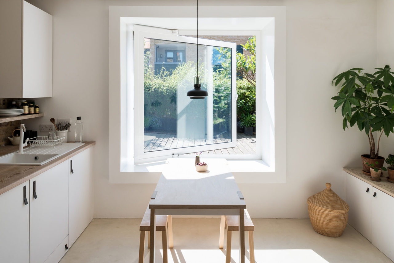 gravityhome:  Light loft apartment in LondonFollow Gravity Home: Instagram - Pinterest