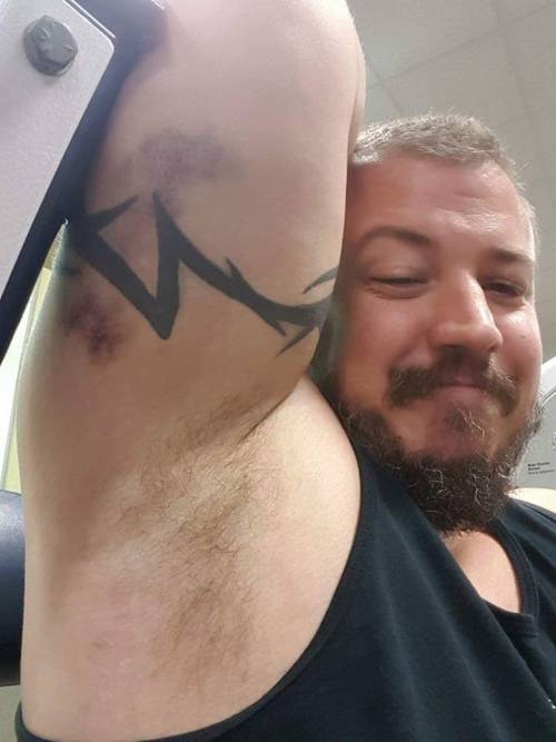 foxbear:  Today at the gym…   I got in everyone’s hostile little face. Yes, these are bruises from biting. Yes, I’m comfortable with that. I am enlightened.    #repurpose #fightclub