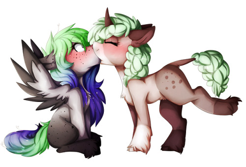 sixcorrupted:   http://www.furaffinity.net/view/27213323/ https://oddends.deviantart.com/art/Ych-Surprise-Kiss-1-743214715    D’aww~ :3
