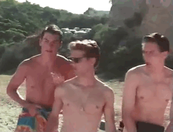 Classic Nude Scene!Calendar Girl (1993)Jason Priestley and Gabriel Olds nude beach+