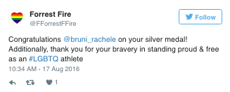 this-is-life-actually:Italian swimmer Rachele Bruni dedicated her Olympic silver medal to her girlfr