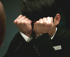 2k-dramas:  In the face of danger, it’s either fight or flight aegyo. 