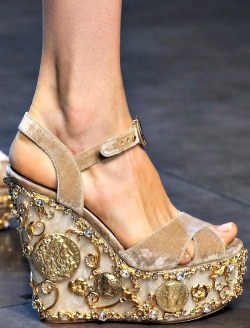 parisfashionhouse:  Dolce and Gabanna