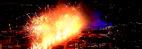crushalltheraspberries:   London 2013 & Sochi 2014 fireworks 