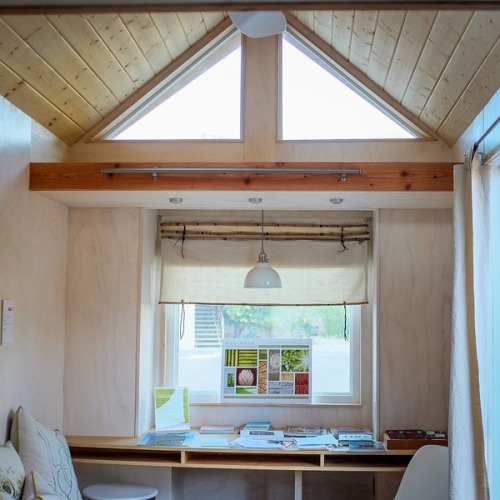 bibleschoolbabblings:  so-i-sailed-away:  kingofthesky:  smallandtinyhomeideas:  Sol Haus Design | plans available | photography via THGJ  I want  I could pretty much spend the rest of my life happily in one of these little things.  Me too.