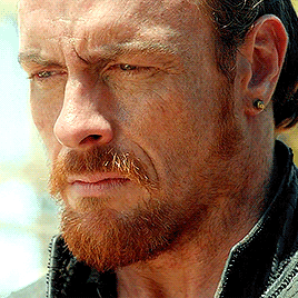 Flint’s Earring(s) Throughout The Seasons