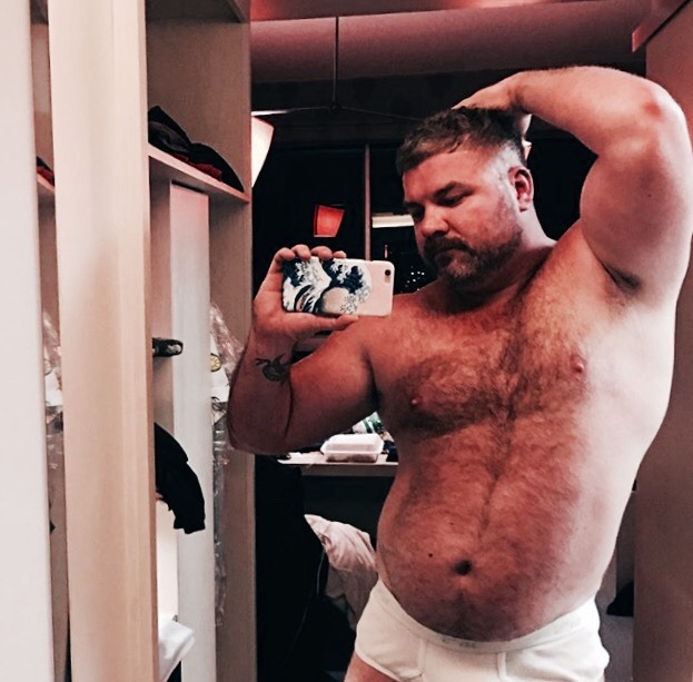 fhabhotdamncobs:    W♂♂F     (WARNING!   No “Pretty Boys” here.)  