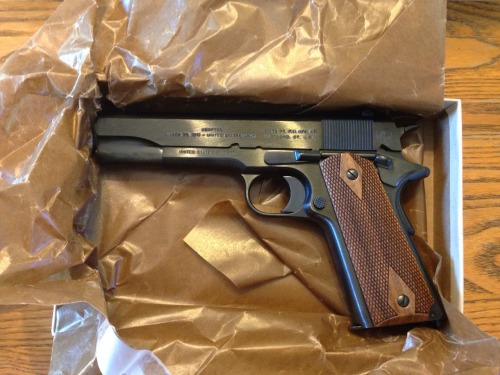 cerebralzero:  dr-joe:  I bought a 1911! It’s a Colt 1911 100 year anniversary model (Series 70 trigger), model O1911ANVIII. It’s an all steel, completely blued, classic 1911 exactly like I wanted. I wanted to buy one of these a long time ago but