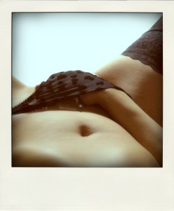 polaroidstyleporn:  Girls who love to play with themselves … as all girls should do every day! 