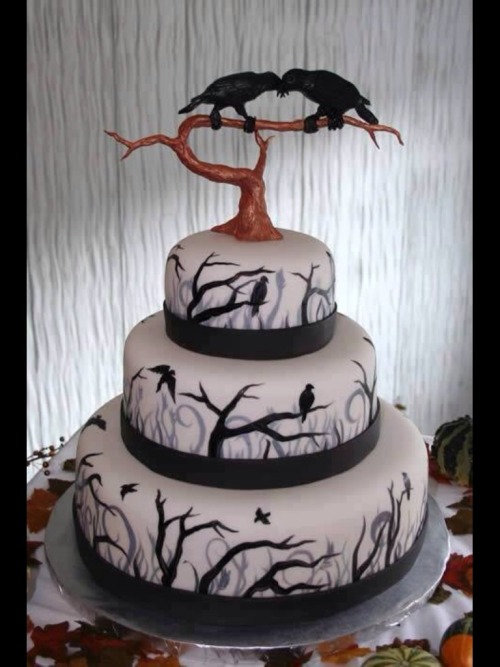 sacre-phantasm:Goth wedding cakes