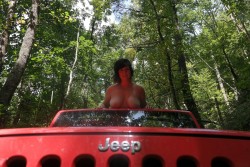 2hot4facebook:  JeepLife