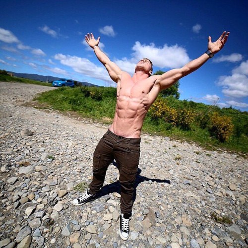 lumbrjax:  Instagram user @josefrakich http://ift.tt/1Q0sIMn 