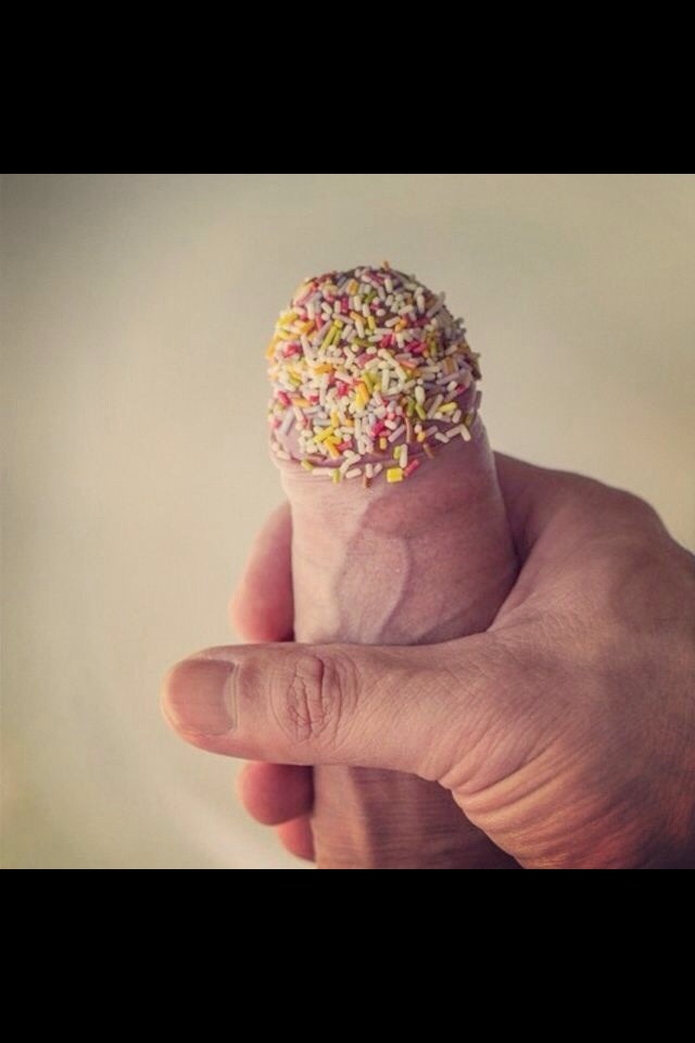 collaredkittykat:  If my Daddy ever did this I’d be on my knees in about 0.2 seconds.