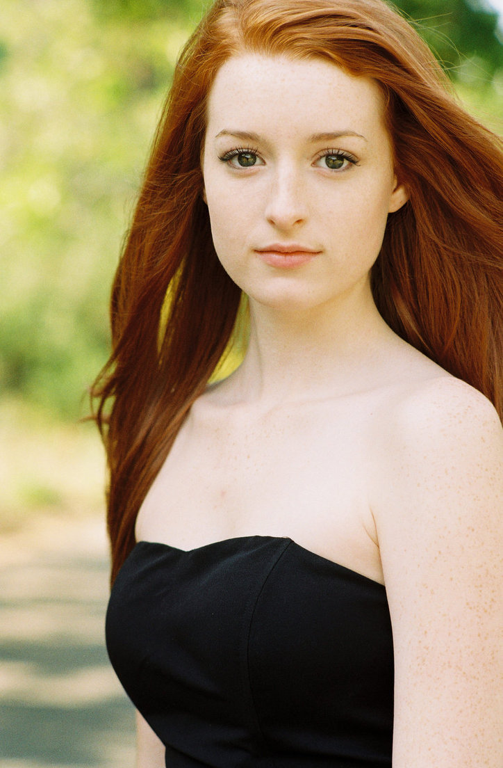 redhayr:  &ldquo;Bare&rdquo;   Beautiful eyes looking straight back at you.