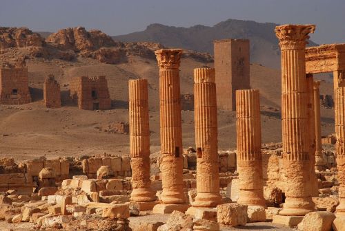 ahencyclopedia: PLACES IN THE ANCIENT WORLD: Palmyra (Syria)  PALMYRA (also known as Tadmor) is