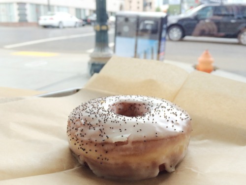 Went to Portland Oregon and ate some food.. Tasty ‘n Adler, Blue Star Donuts, Pok Pok, food tr