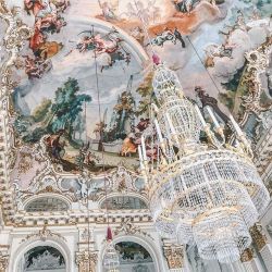 versaillesadness:  🏛️ The dreamy ceiling of Schloss Nymphenburg beautifully captured by @thehazeleyedtraveler 👑 #germany #deutschland #münchen #palace #bayern #bavaria #art #architecture #schloss #royal #luxury #travel #discover http://bit.ly/2G2PNOk