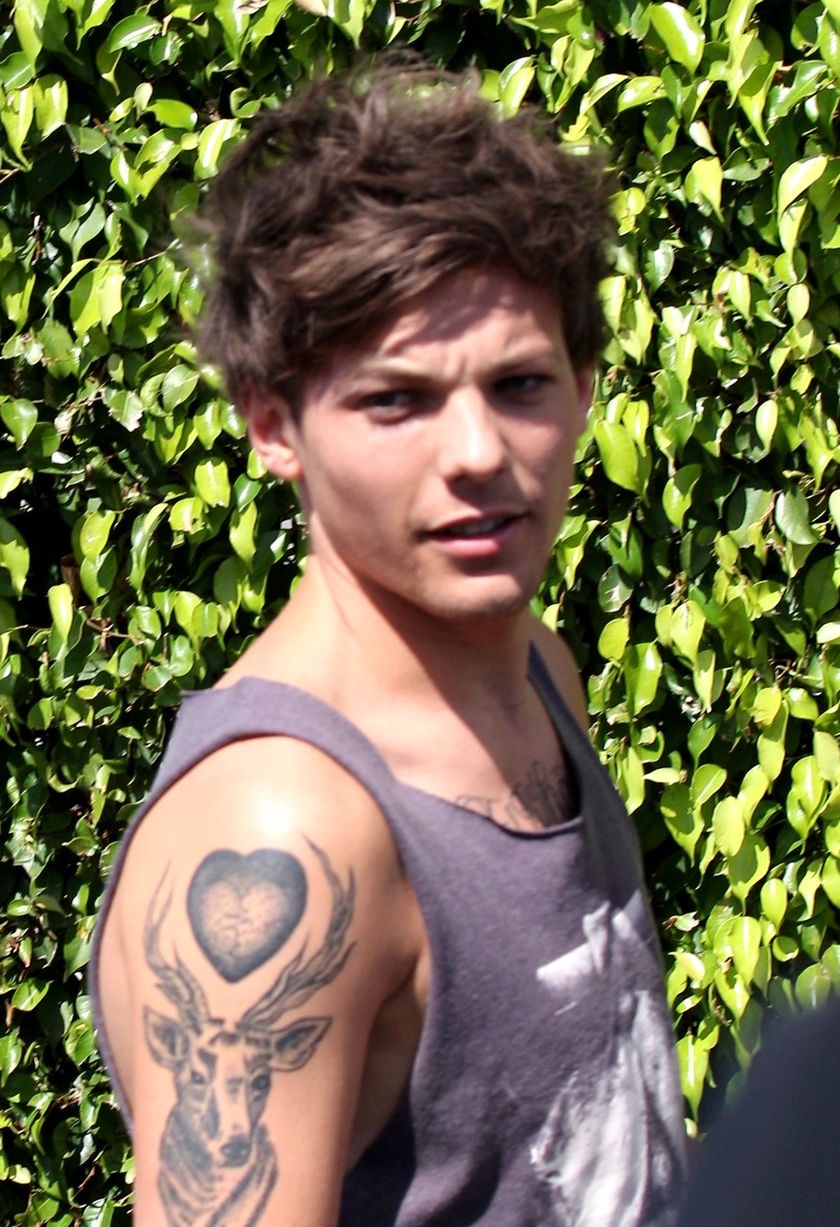 Louis Tomlinson tattoos aesthetic Active T-Shirt by