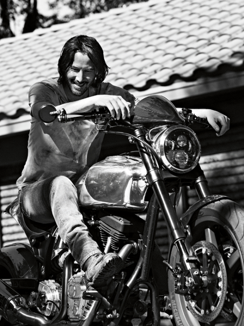 rachel-mcadams:Keanu Reeves photographed by Simon Emmett for Esquire Magazine (2016).