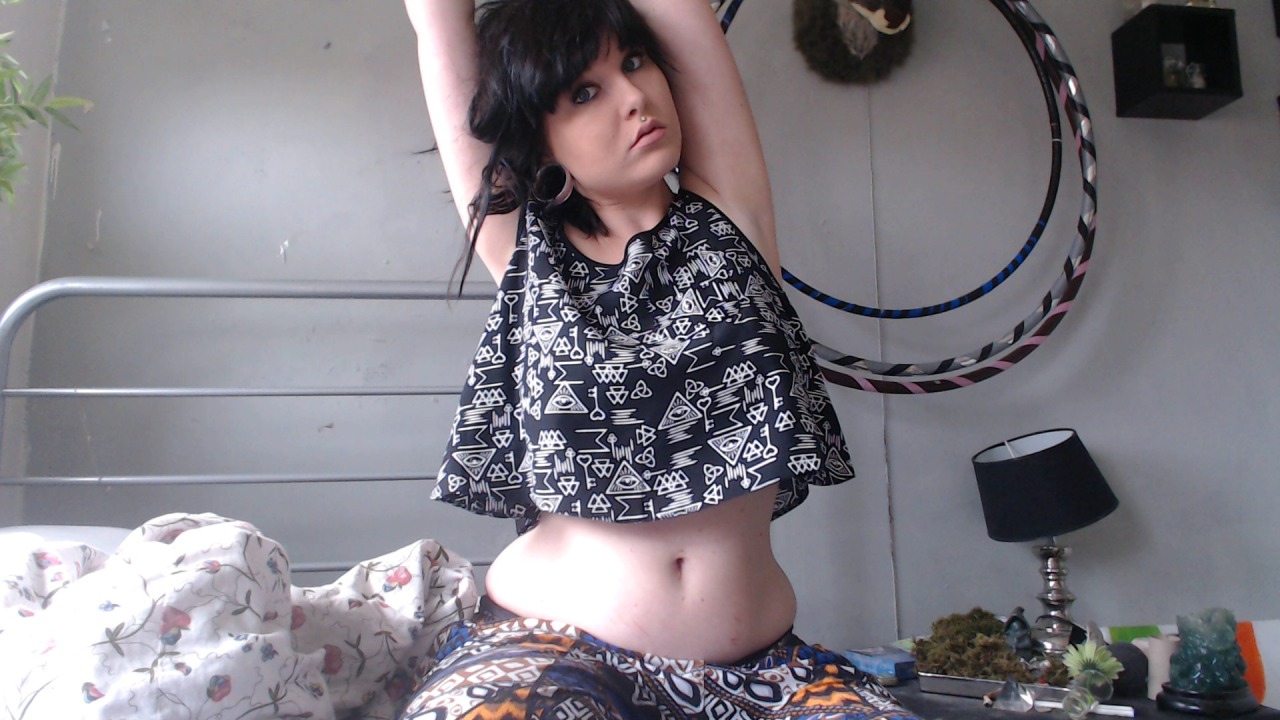 pixie&ndash;rose:  2 months ago vs now