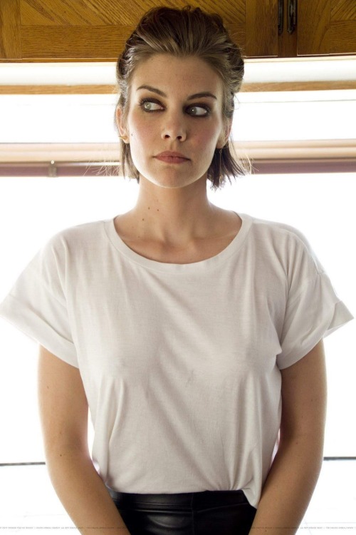 famous-pokies:Lauren Cohan