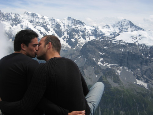 Sex fuckyeahgaycouples:  Not everything is for pictures