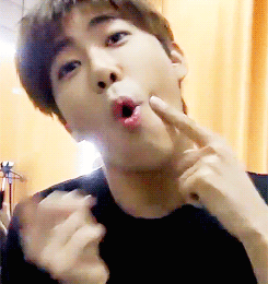 secrethideoutme:  close enough u_u 