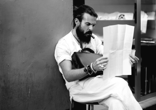 hotphotography:  simply—aesthetic:  Via dei Federighi, Florence « The Sartorialist   this about covers how I want to look.
