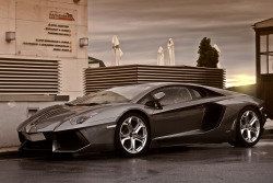 automotivated:  LP700-4 (by xdefxx) 