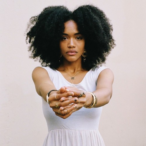 afrodesiacworldwide:  loveimanigold  