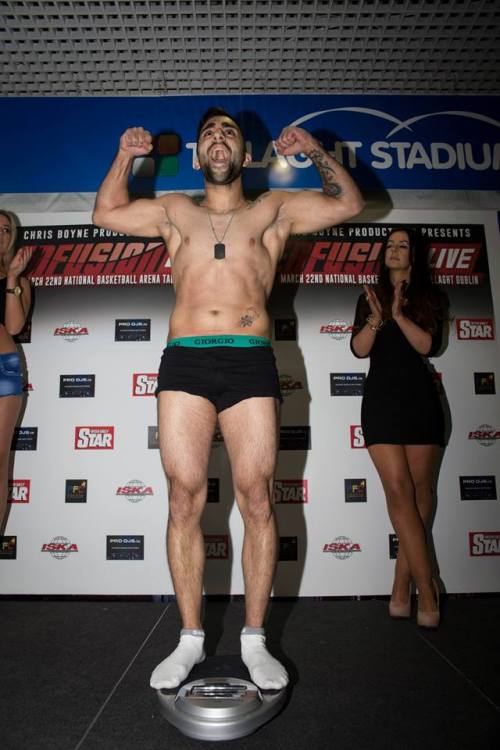 theweighinunderwear:  Follow  http://theweighinunderwear.tumblr.com 