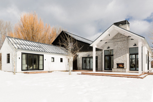 Modern farmhouse by Northworks in Jackson Hole, WY. Architecture photo by Leslee Mitchell.