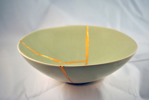 Kintsugi objectsKintsugi (golden joinery) or Kintsukuroi (golden repair) is the Japanese art of repa