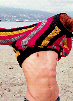 ngaging:  hotfamousmen:  KJ Apa  