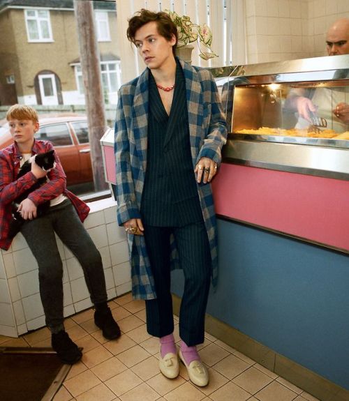 harrystylesdaily: Harry Styles for the A/W 2018 Gucci Tailoring Campaign. Photography by Glen Luchfo