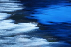 aureat:This is a photo of water but it reminds me of paint strokes