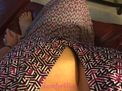 iamforhim:  Relaxing on the couch with You, my naughty friends 💋